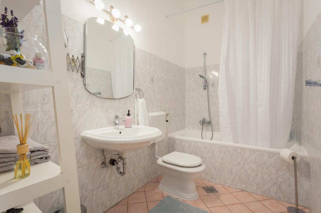 Apartman Lussi Pula Bagian luar foto